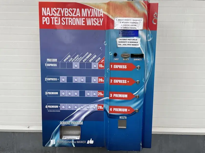 Myjnia Orlen: Cennik, programy i jak oszczędzić na myciu auta?