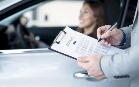 OC sprawcy: Czy zapłaci za Twoje auto? Poznaj prawdę!
