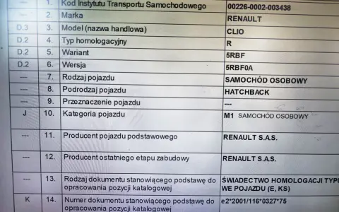 Dokument homologacja M1 dla Renault Clio, z danymi technicznymi i numerem świadectwa homologacji typu WE pojazdu.