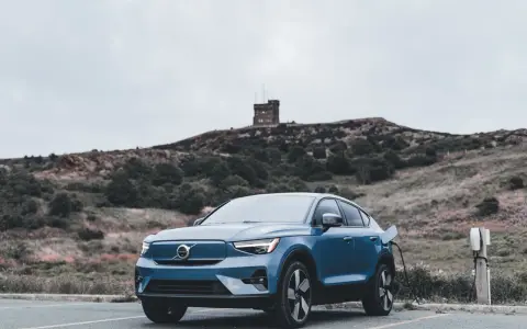 Jak wybrać elektryczne Volvo dopasowane do swoich potrzeb?