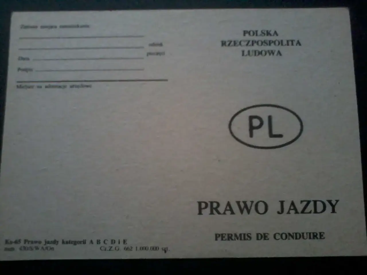 Prawo jazdy z lat 80. z napisem